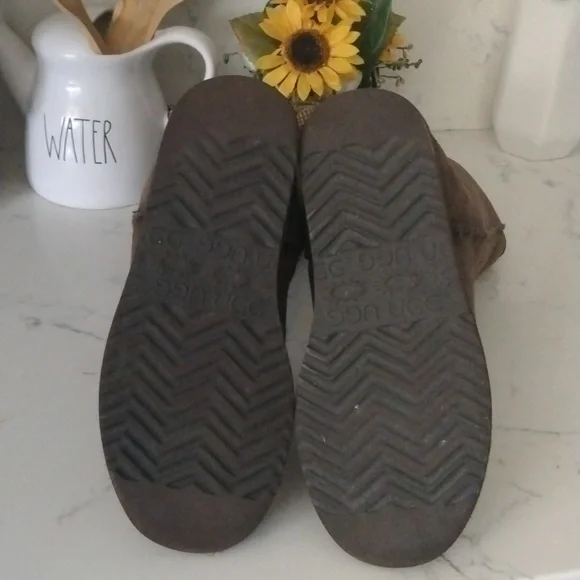 UGG CLASSIC TALL BOOTS WOMEN'S - Picture 6 of 9